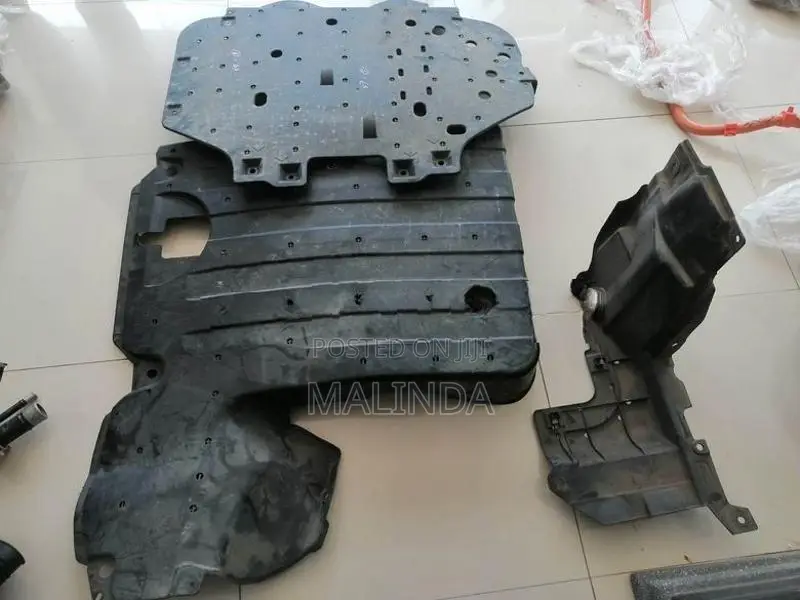 Honda Vezel Engine Under Guard