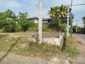 පිලියන්දල මඩපාත පාරෙන් බිම් කොටස් විකිණීමට