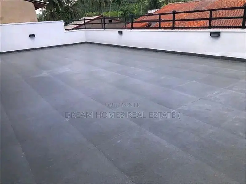 Brand New 3-Storey Luxury House for Sale – Horana
