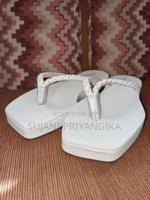 Square-Toe Slipper