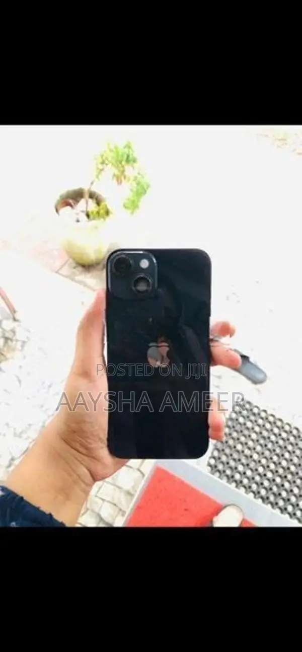 Apple iPhone 14 (Used)