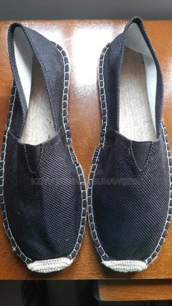 Casual Shoes