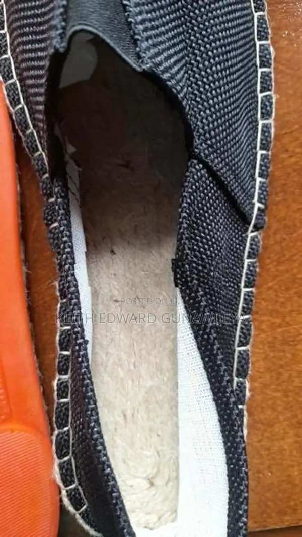 Casual Shoes