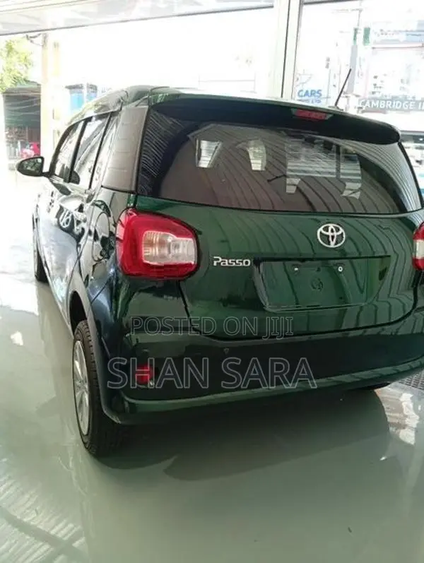 Toyota Passo x 2023
