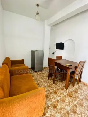 2-Bedroom Fully Furnished Apartment Short-Term Rental in Wellawatta