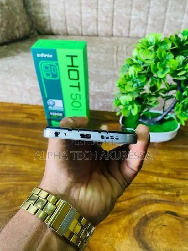 Infinix Hot 50i 6GB 128GB (Used)