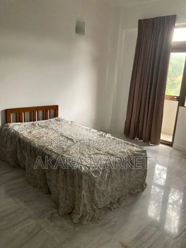 Flower Court Apartment - Semi Furnished for Sale Col 7 A52360