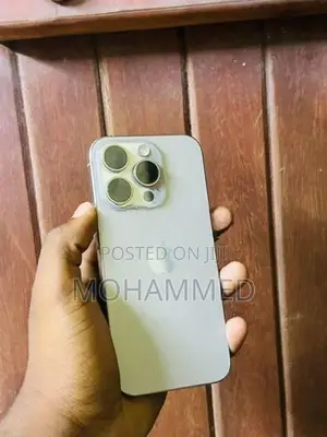 Apple iPhone 15 Pro (Used)