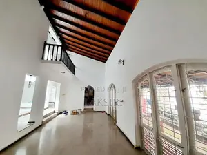4 Bedrooms Modern House Rent Jubilee Post Mirihana Nugegoda