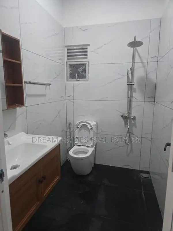 Charming Single-Storey House for Sale – Kandana