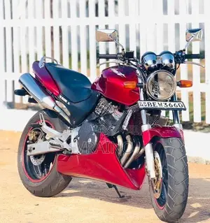 Honda Hornet 2017