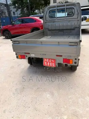 Suzuki Carry 2025