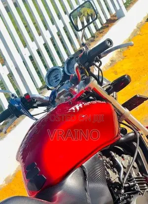 Honda Hornet 2017