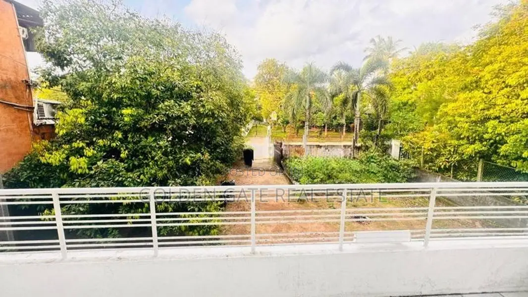 Yakkala Main Road Facing Two Storey House for Sale