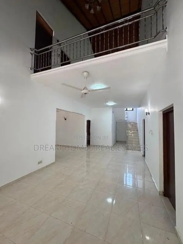 Luxury Two-Storey House for Sale – Mahasen Mawatha, Kurunegala