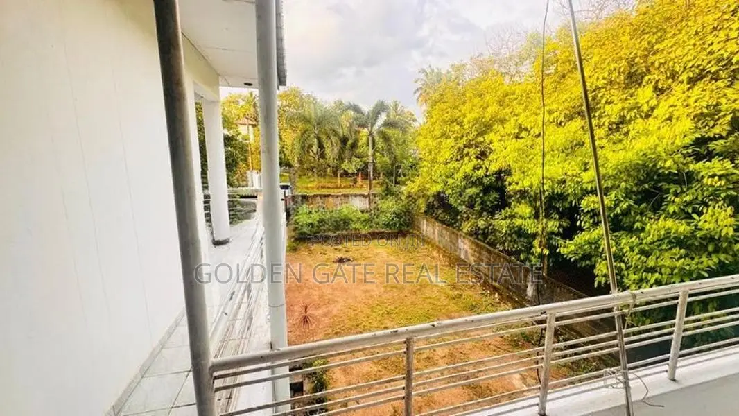 Yakkala Main Road Facing Two Storey House for Sale