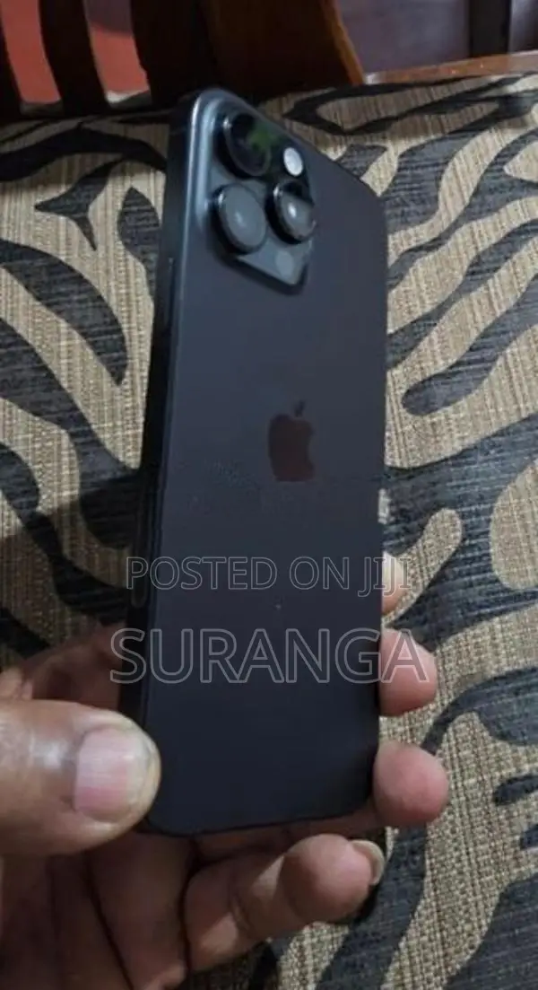 Apple iPhone 16 Pro Max (Used)
