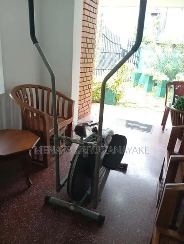 Body Trainer Machine