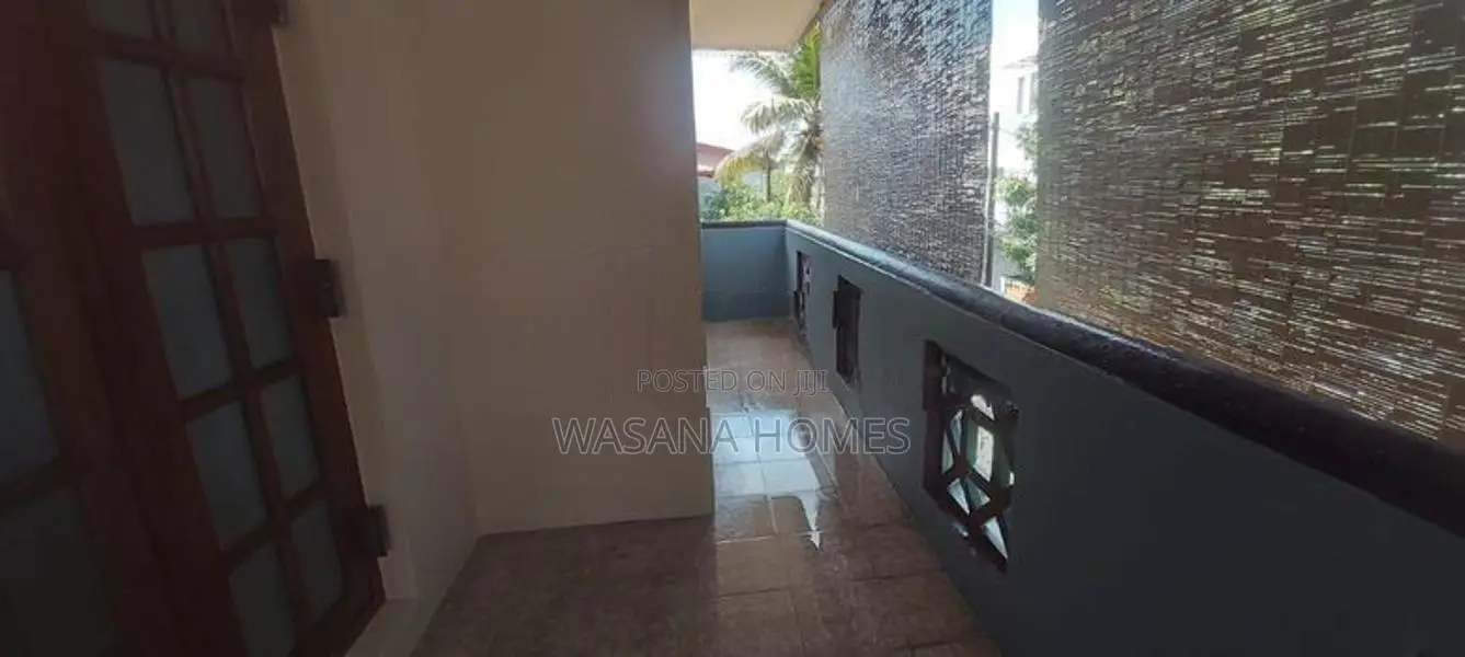 Valuable Two Storey House for Sale Boralesgamuwa