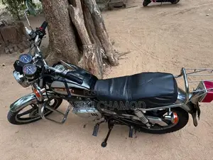 Suzuki GN 125 2009