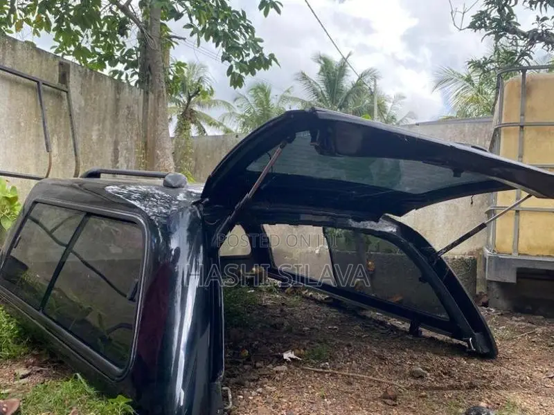 Toyota Hilux Vigo Canopy