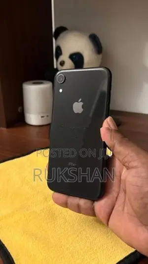 Apple iPhone XR (Used)