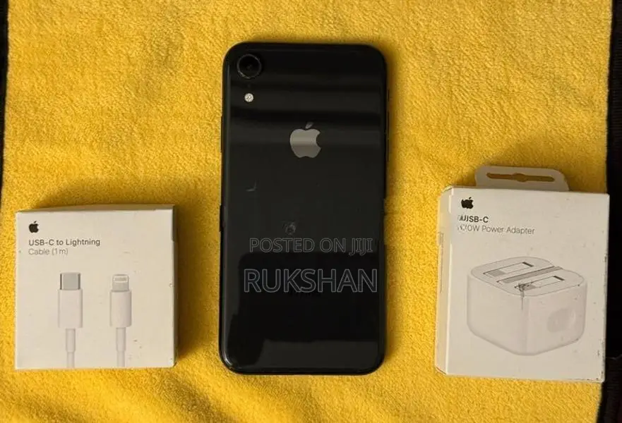 Apple iPhone XR (Used)