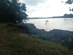 River Facing Land for Sale in Kahapola