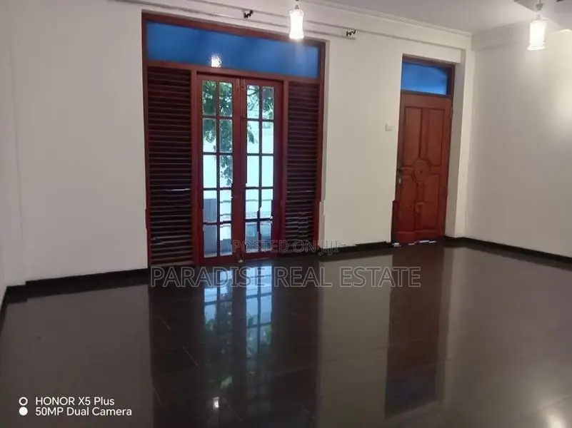 2 Storey House for Rent in Mount Lavinia
