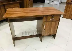 New 4*2 Ft Melamine Office Table