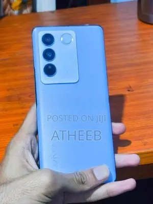 Vivo V27 (Used)