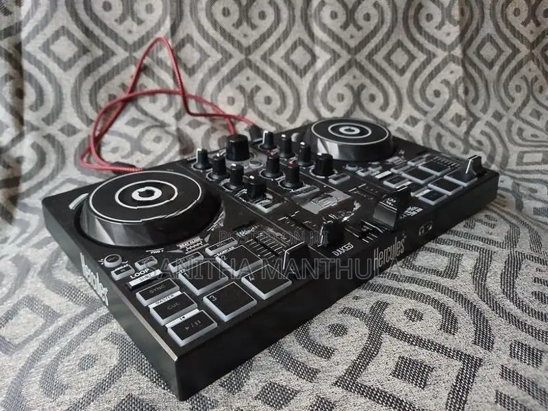 Hercules Inpulse 200 DJ Controller