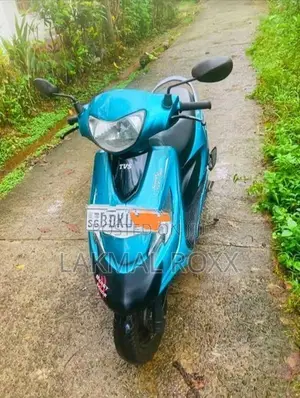 TVS Scooty Zest 2016