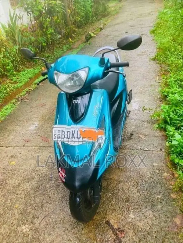 TVS Scooty Zest 2016