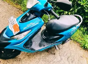 TVS Scooty Zest 2016
