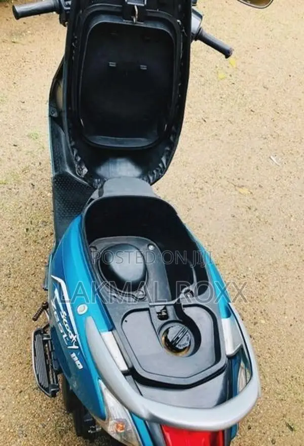 TVS Scooty Zest 2016
