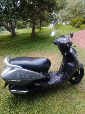 TVS Jupiter 2015