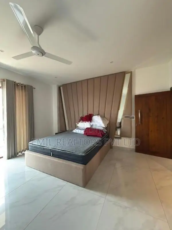 Luxury 3 Bedroom Private Apartment for Rent at Mount Lavinia (EM046DK)