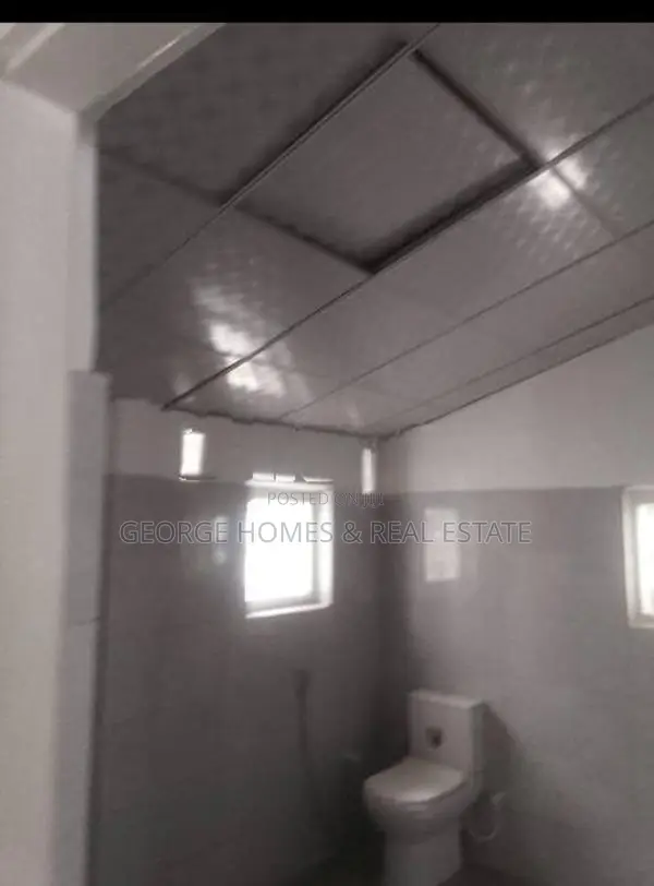 5BR House for Rent at Maradana