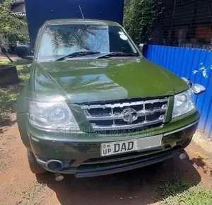 Tata Xenon 2016