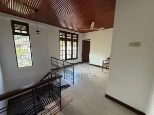 Prime Land with House for Sale: Pelawatte