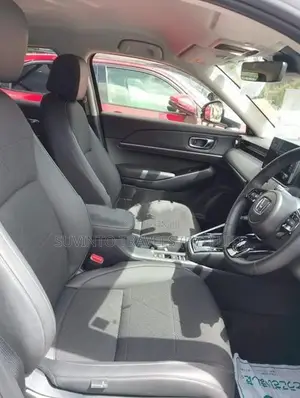 Honda Vezel Z Daimond Grill 2024