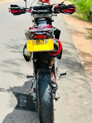 Kawasaki D Tracker 2007