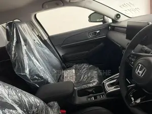 Honda Vezel Z Premium 4way 2025