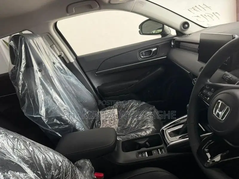 Honda Vezel Z Premium 4way 2025