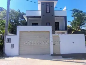 Brand New Two Storey House with rooftop and 4 rooms for Sale(Aeeei9)