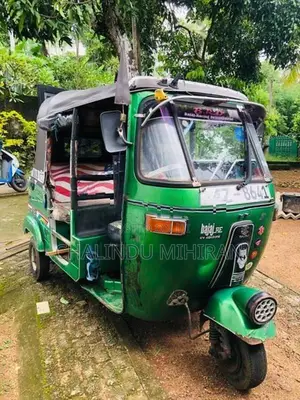 Bajaj RE 2004