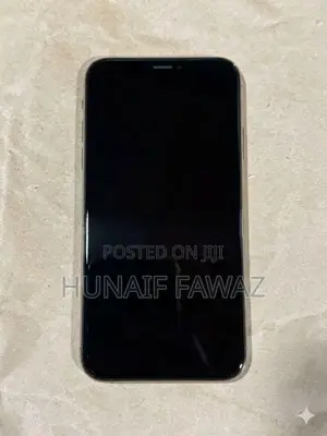 Apple iPhone XR (Used)