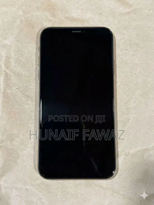 Apple iPhone XR (Used)