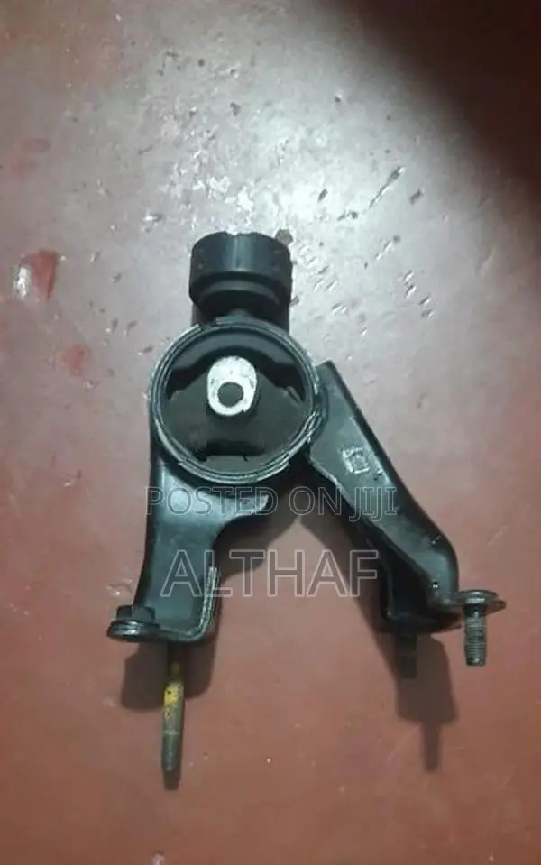 Toyota Corolla 141 Engine Mount – 2007